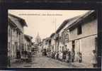 51 STE MENEHOULD Rue Basse Du Chateau, Très Animée, Ed Moisson, 191? - Sainte-Menehould