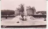 VAUX LE VICOMTE . CHATEAU  LE BASSIN DE LA COURONNE - Vaux Le Vicomte