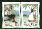 Finlande** N° 1048/1049 - Costumes Traditionnels "Norden 89" - Unused Stamps