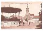 Montoire La Place Georges Clémenceau Et L'église - Montoire-sur-le-Loir