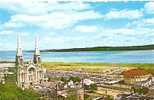 LA BASILIQUE STE ANNE-DE-BEAUPRE ET LE CYCLORAMA.......QUEBEC. CANADA. - Ste. Anne De Beaupré