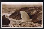 Real Photo Postcard Blowing Hole In Action Porth Newquay Cornwall - Ref 65a - Newquay