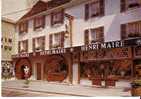 ARBOIS -  LES DEUX TONNEAUX - Rue De L´Hôtel De Ville - Salons De Dégustations  Vins Henri Maire - Arbois