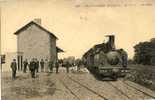 29 - FINISTERE - PLOUGASNOU - LA GARE - TRAIN EN TRES GROS PLAN - Plougasnou