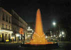 Carte Postale  83.  Draguignan  La Fontaine Lumineuse  La Nuit  Trés Beau Plan - Draguignan