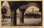 Issoire Maison Aux Arcades,place De La Republique Cpa Bon état - Issoire