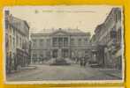 CP. 522. Saint-Hubert. L´Hôtel De Ville Et La Statue Du Peintre Redouté. - Saint-Hubert