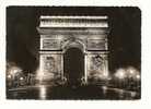 Paris: Arc De Triomphe, La Nuit, Automobile (08-1061) - Arrondissement: 17