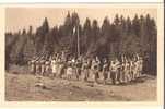 X012-féd. Française Des éclaireuses - Camp D' éclaireuses : Le Salut Au Drapeau - Padvinderij