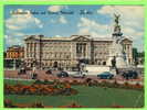 LONDON, UK - BUCKINGHAM PALACE & VICTORIA MEMORIAL - ANIMATED OLD CARS - CARD TRAVEL IN 1968 - - Buckingham Palace
