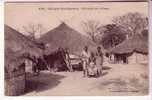 LOT-KO , AFRIQUE DIVERS , FORTIER N° 379 , Un Coin De Village - Non Classés