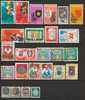 Petit Lot De 24 Armoiries Et Blasons - Timbres