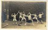 Carte Photo Ancienne Leçon D'Escrime - Enfants, épées - Escrime