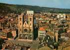 38-BOURGOIN-JALLIEU- Vue Aérienne- L'Eglise Et La Ville-voitures Citroen Ds- 2cv Etc.. Carte Couleur Cellard - Bourgoin