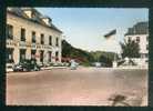 CPSM  - Crépy En Valois (60) - Place Du Paon - Hôtel Des Trois Pigeons ( Automobile Renault 4CV MAGE / J. DERENNE) - Crepy En Valois