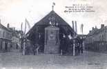 Cpa Milly (91) Monument De La Veillée Funèbre Du 14 Juillet 1919 Offert Par Le Comité Des Démobilisés . Cliché Verneuil - Milly La Foret