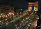 Paris La Nuit Les Camps-Elysees Et L'Arc De Triomphe Illumines - Champs-Elysées