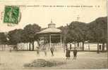 CP 93 MONTREUIL  Place De La République Le Kiosque à Musique (distillation)adr à Mr GAZEAU Rue Mousseau Chateau - Montreuil