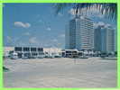 ORLANDO, FL - SHERATON-TWIN TOWERS - ANIMATED OLD CARS - - Orlando