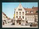 CPSM - Saint Avold (57) - Hôtel Terminus & Fontaine Ancienne - Place De La Victoire ( Automobile Dont Peugeot 403 EUROP - Saint-Avold