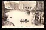 CPA ANCIENNE- PARIS (75) - INONDATION DE JANVIER 1910- GARE ST-LAZARE- BARQUE ANIMÉE- KIOSQUE- COMMERCES - Overstromingen