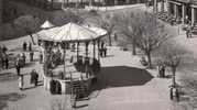 SEGOVIE Circa 1960 Kiosque Musique Place SEGOVIA PLAZA GENERAL FRANCO FOTO GRABELLA SPAIN ESPANA SPANIEN ESPANHA /2577A - Segovia