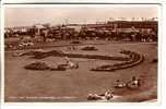 GOOD OLD GREAT BRITAIN POSTCARD - GREAT YARMOUTH - The Anchor Flower Bed - Great Yarmouth