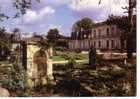 MERIGNAC     -  N° 5210   -    Vieille Fontaine Dans Le Jardin De La Mairie - Merignac