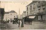 CHATEAU GONTIER...Palais De Justice Et Eglise..Attelage - Chateau Gontier