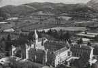 CPSM. EN AVION AU DESSUS DE ...DOURGNE. ABBAYE STE SCHOLASTIQUE. VUE PANORAMIQUE. DATEE 1968. DENTELLEE. - Dourgne