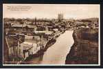 Early Aerial View Postcard Tewkesbury Abbey & River Avon Gloucester  - Ref B136 - Autres & Non Classés