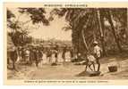 Cp ADJARA ( Missions Africaines 11 R CRILLON PARIS) DAHOMEY Enfant Acheteurs De Graines Palmistes  Sur La Lagune - Dahome