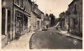 18 ARGENT-SUR-SAULDRE : RUE NATIONALE ,  HOTEL DES VOYAGEURS LE TABAC EN 1950 - Argent-sur-Sauldre