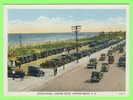 HAMPTON BEACH, NH  - OCEAN AVENUE LOOKING SOUTH - ANIMATED OLD CARS - - Other & Unclassified