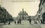 CPA 08 : ATTIGNY   Place Hotel De Ville Trés Animée Avec Familistère     A VOIR !!!!! - Attigny