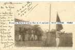 Cp HAUTE GUINEE Le Salut Au Drapeau Dans Un Poste Frontière ( Colonie, Soldats ) Drapeau Français - Guinea Francese