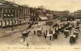 CPA 06 : NICE   Place Masséna Trés Animée Avec Tramway Et Attelages    A VOIR !!!!! - Traffico Stradale – Automobili, Autobus, Tram