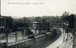 92  - FONTENAY Aux ROSES - LE TRAIN Arrivant En GARE - Fontenay Aux Roses