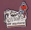 Pin's, Elf Aquitaine, Chiens De Traîneau - Brandstoffen