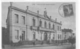 30 /FL/ UZES, Hotel De Ville, Façade Principale, ANIMEE, Coll E Malige - Uzès