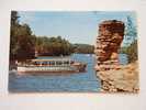 Wisconsin Dells - The Dutches At Chimney  Rock - Boat  US  Cca 1950-60´s     VF D31186 - Sonstige & Ohne Zuordnung