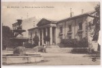 PRIVAS : Le Palais De Justice Et La Fontaine - Privas