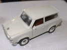 TRABANT 601 KOMBI 1:32 - Beige DDR 1989 - Massstab 1:32