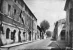 83. LA ROQUEBRUSSANNE. RUE DU PORTAIL. GENDARMERIE NATIONALE.  Carte Couleur. - La Roquebrussanne