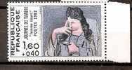 FRANCE - 1982  Pablo Picasso -  Stamps Day - VF MARGINAL Yvert # 2205 - ** MINT (NH) - Picasso