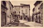 Vaison La Romaine - Rue Et Place Dans La Haute Ville - Vaison La Romaine