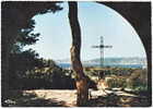 06. Cpsm. CAP D´ANTIBES. Vue De La Chapelle De La Garoupe Sur Golfe-Juan. 686 - Cap D'Antibes - La Garoupe