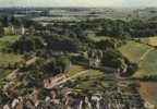 CPSM.  ILE BOUCHARD. VUE AERIENNE. LE CHATEAU. DATEE 1975. DENTELLEE. - L'Île-Bouchard