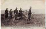 Militaria - Militaires - Matériel - Canons - V482 - Armée Française En Manoeuvres - Pièce De 75 En Position De Combat - Equipment