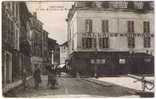 Cpa THIVIERS - Un Coin De La Place Du Marché (galeries Modernes) - Thiviers